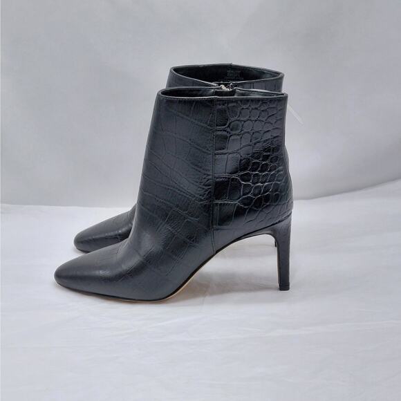 Vince Camuto Allost Ankle Booties Boots Women's 6M Black Croc Leather Whimsigoth - Picture 1 of 9